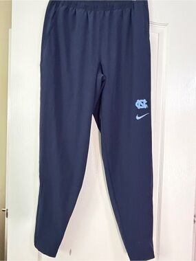 Nike UNC Tar Heels Dri-FIT Warm Up Jogger Pants Navy Blue Small Zip Ankle Athlet